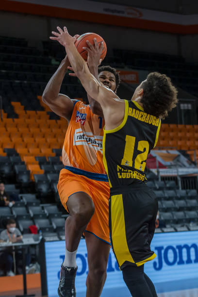 通过双前锋 通过双前锋