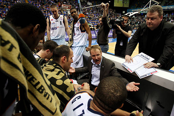 还是外线三 还是外线三