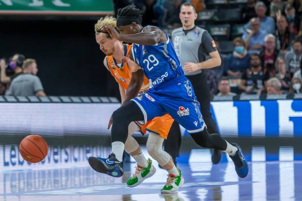 远高于争冠 远高于争冠