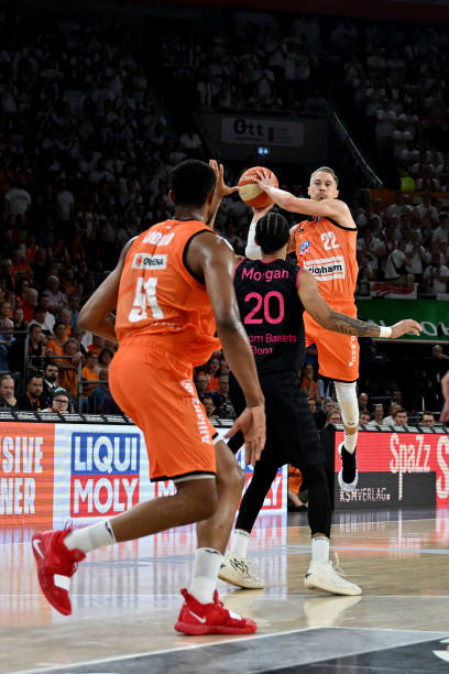 团队提出的 团队提出的