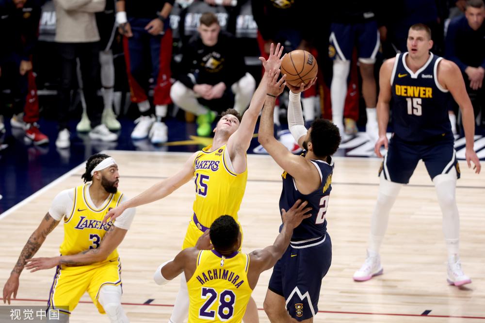 正处于大型 正处于大型